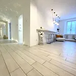 Mariarosa 4*